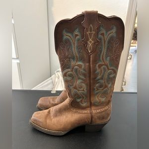 justin cowboy boots
